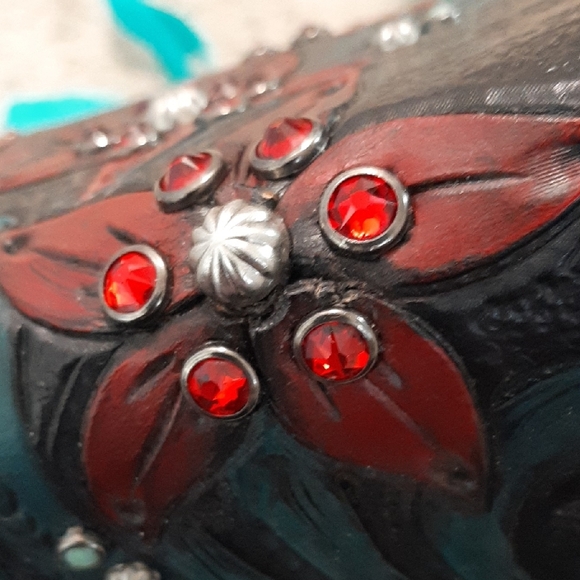 Heritage Brand Black and Red Floral Mini - Picture 8 of 11